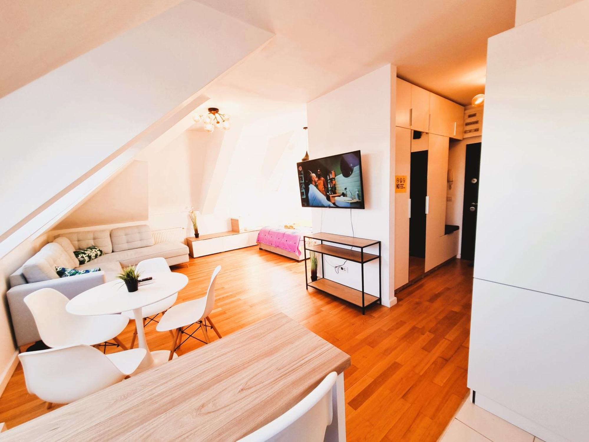 Bucharest Central E Apartment Buitenkant foto