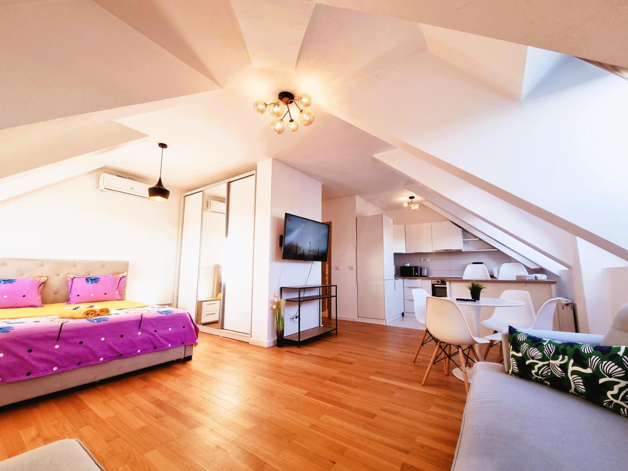 Bucharest Central E Apartment Buitenkant foto