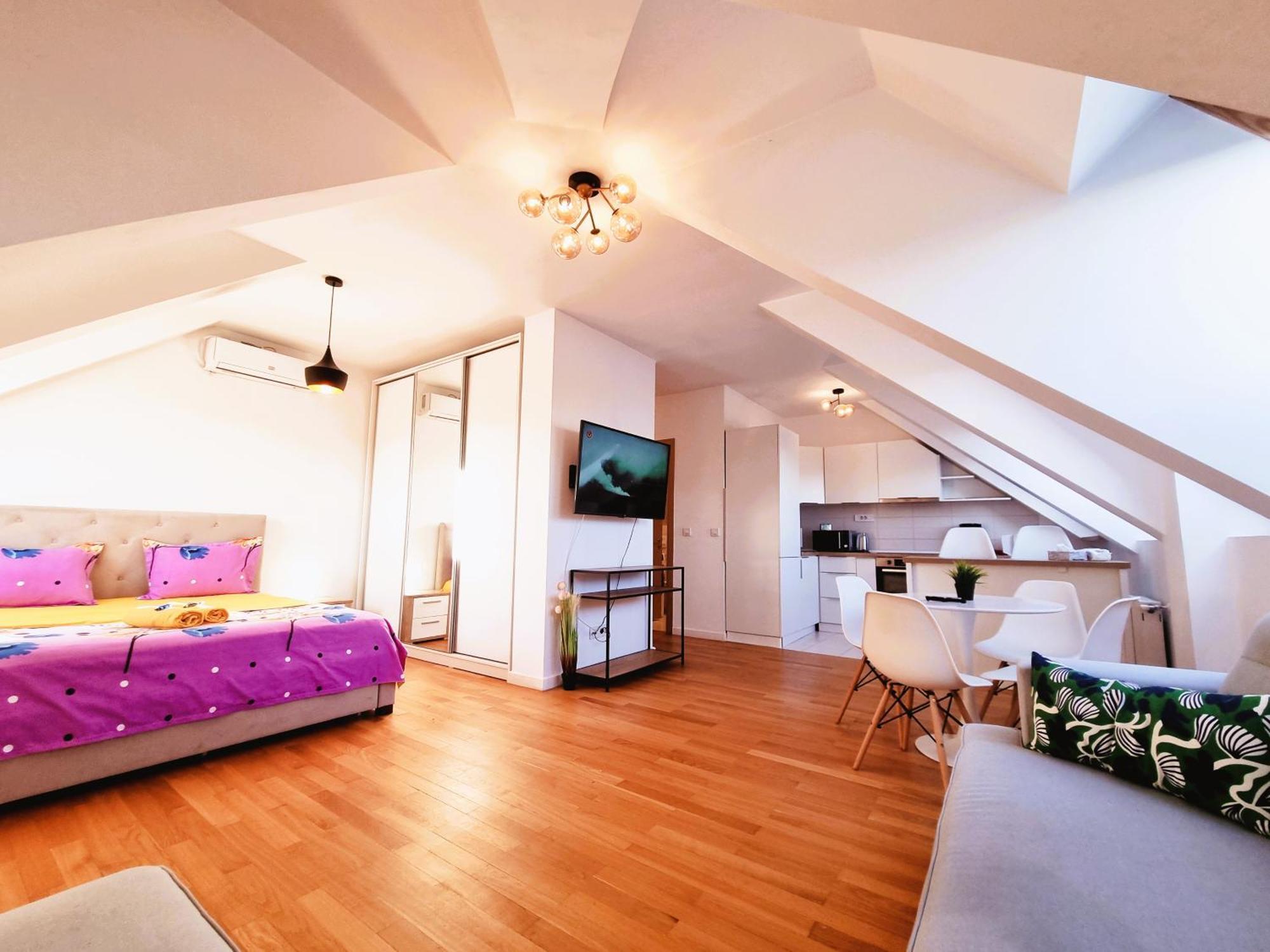 Bucharest Central E Apartment Buitenkant foto